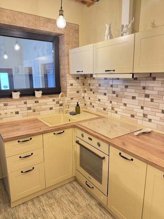 Подобова оренда будинку