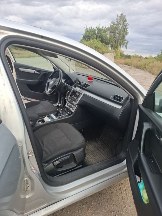 продається Volkswagen passat B7