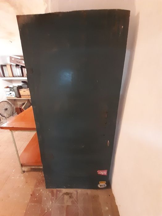 Двері металеві б'в