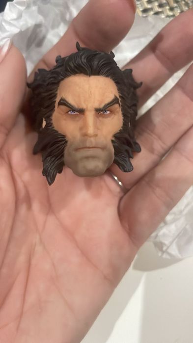 Estátua Semic Wolverine