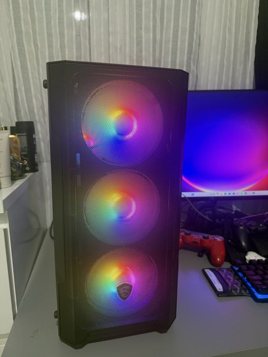 Vendo PC gaming em excelente estado