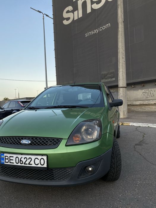 Продам ford fiesta 1,4 2007рік