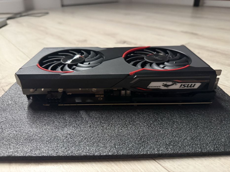 Karta graficzna AMD Rx Radeon 5500 xt 8 GB