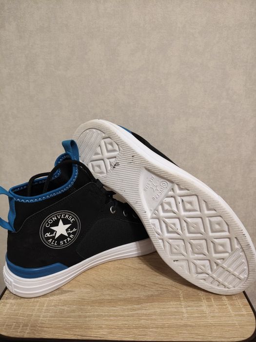 Продам  Converse