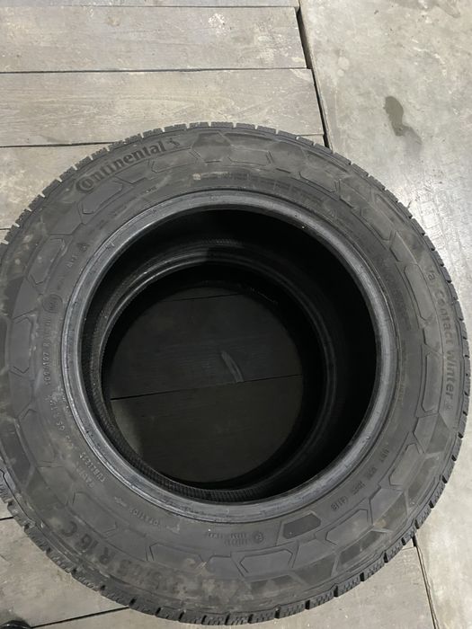 Шини 215/65/16С.