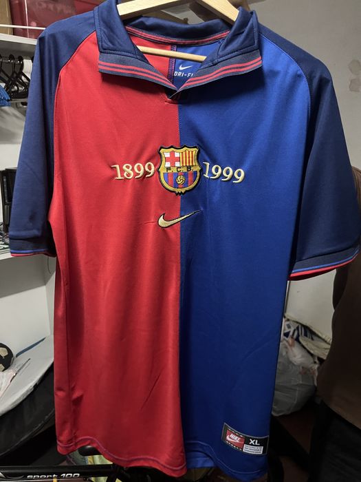 Vendo camisola retro centenario Barcelona - Figo