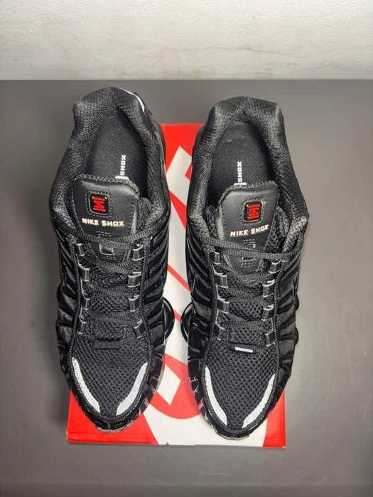 Nike Shox TL, Czarny