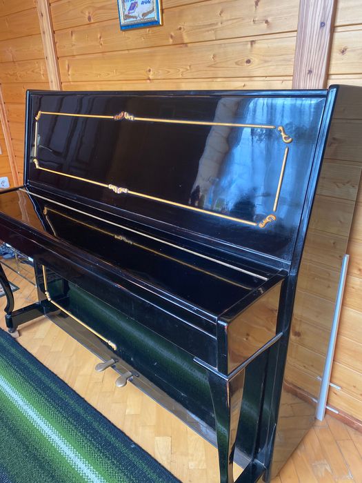 Піаніно працююче