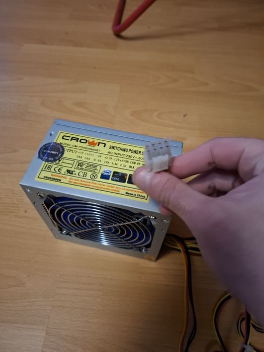 Б/У Блок живлення CROWN модель CM-PS450  / 20+4