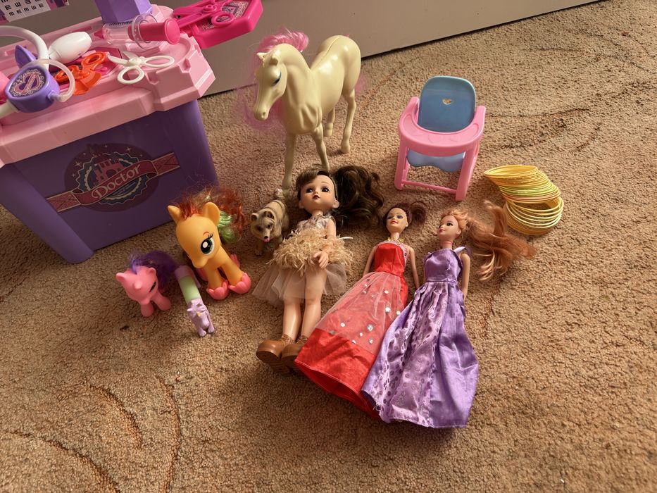 Лот іграшок для дівчинки і для хлопчика