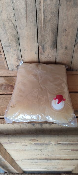 Sok jabłkowy tłoczony na zimno