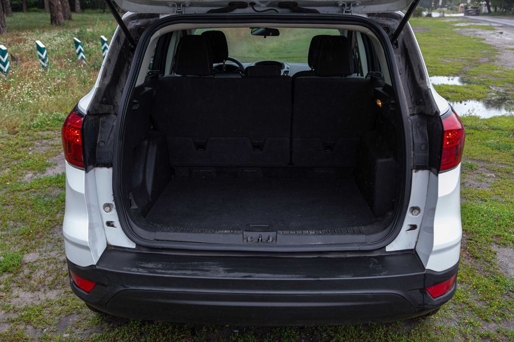 Продам Ford Escape