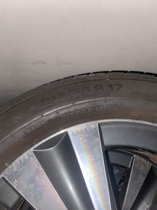 Conjunto completo Jantes 17” + Pneus Continental 215/55 R17 — Como Novos