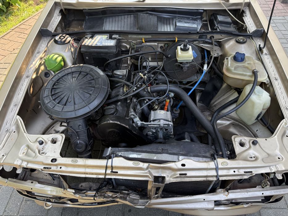 Audi 80 B2 1.6 75KM