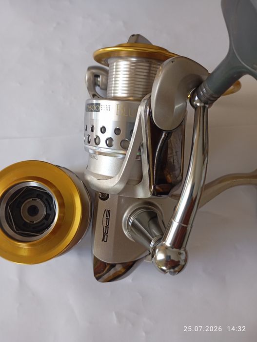 Kołowrotek SPRO BlueArc 750/755
