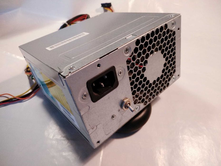 Блок питания ПК - HP 300 Вт