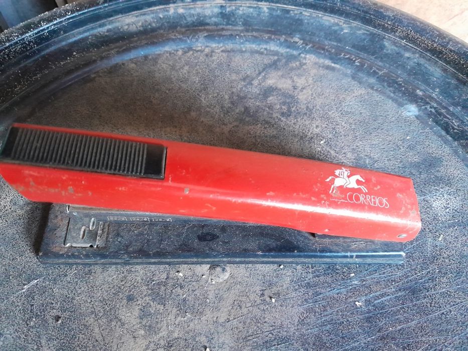 Agrafador, rodas,  termoventilador