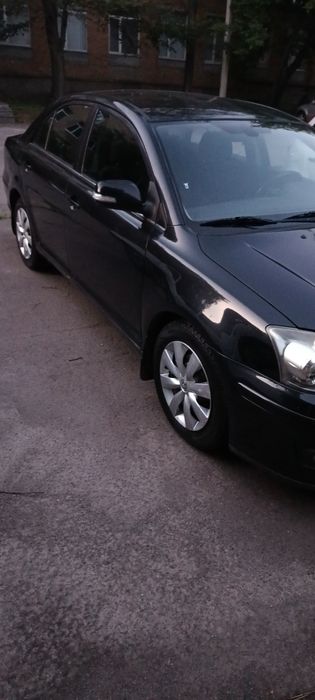 Продам Tayota avensis