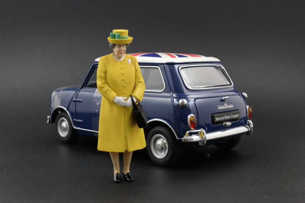 Oxford Diecast Bentley State Limousine - HM The Queen