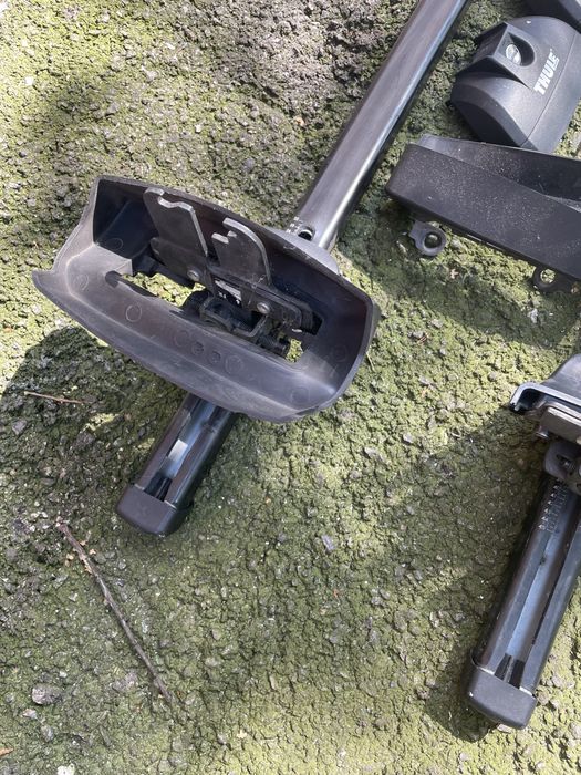 Релінг поперечина на кришу автомобіля