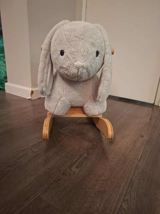 Baloiço Coelho peluche