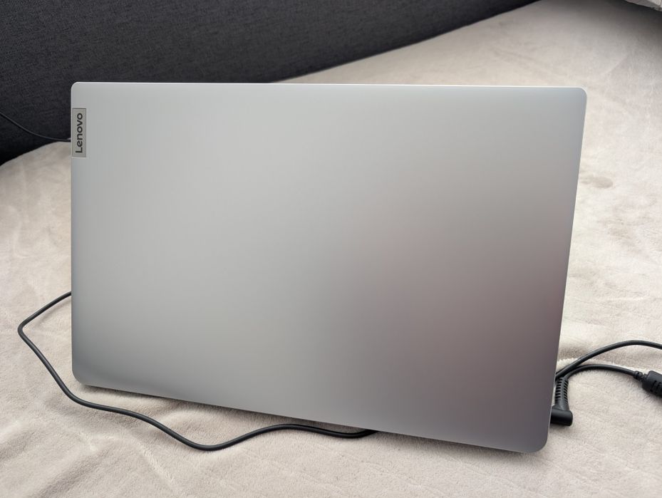 Продам ноутбук Lenovo IdeaPad 1 15ALC7 ( стан повністю новий)