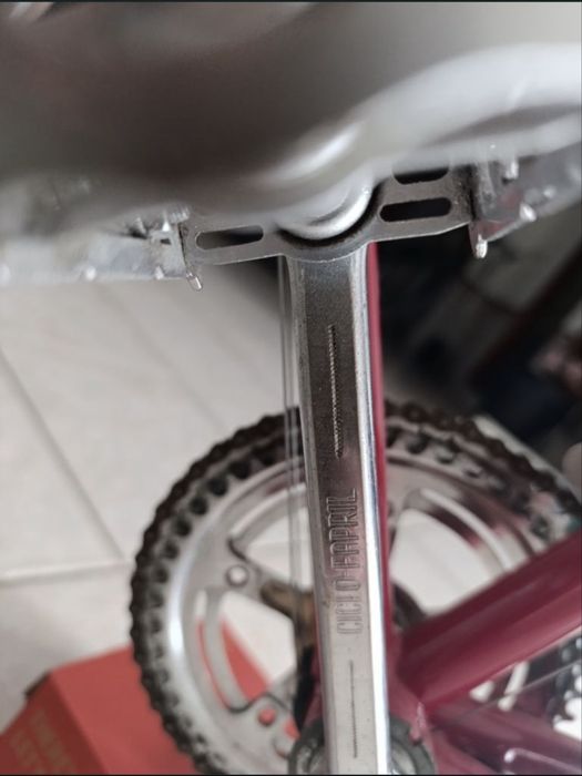 Troco por bicicleta roda 20  !!!Bicicleta de corrida com pecas novas