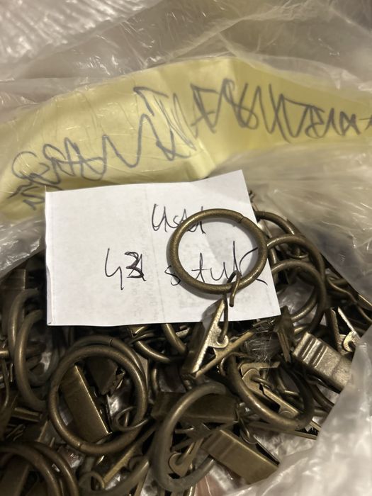 Żabki do karnisza nowe 149 sztuk