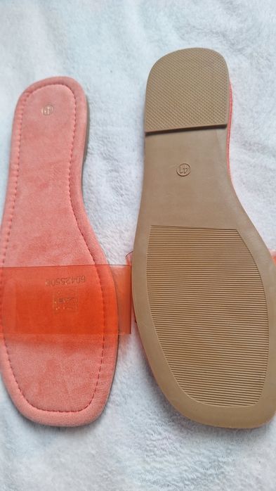 Buty damskie klapki