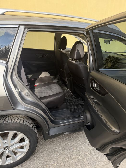 Продам надійний кросовер Nissan Rogue у відмінному стані! Вкладень не потрубує, комплектація відмінна для SV AWD