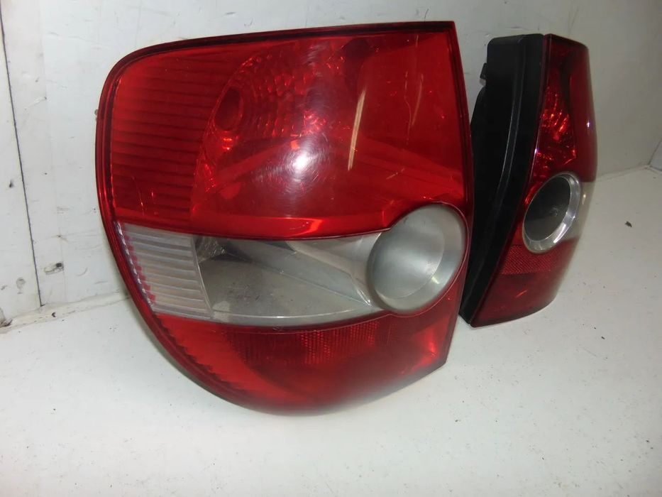 VW Fox 2005 farolins