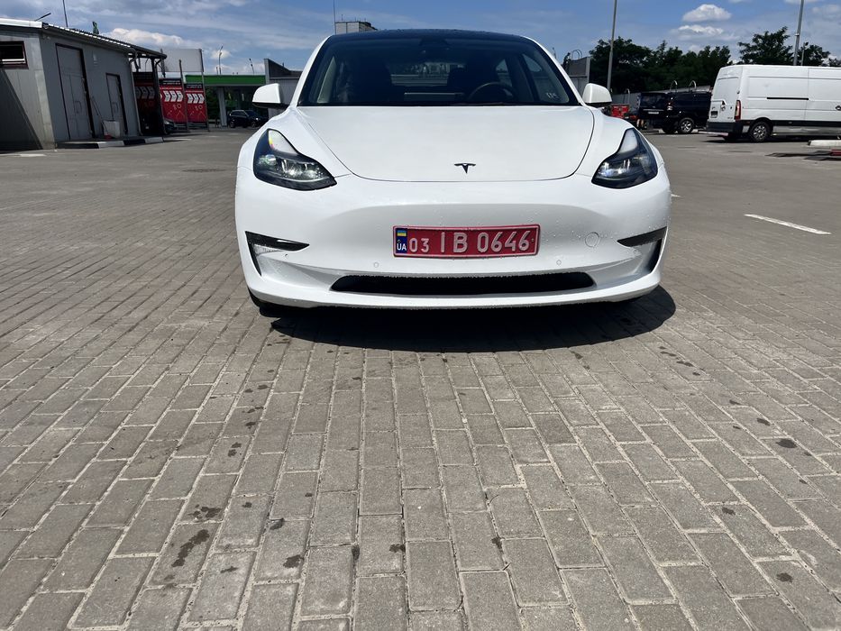 Tesla Model 3 2022 LFP 62 кВт Біла, Райзен + Тепловий насос, свіжий пригін США