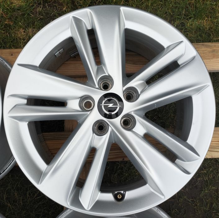 Felgi Oryginał Vivaro Proace Expert Jumpy Zafira Scudo 7x17 ET42 5x108