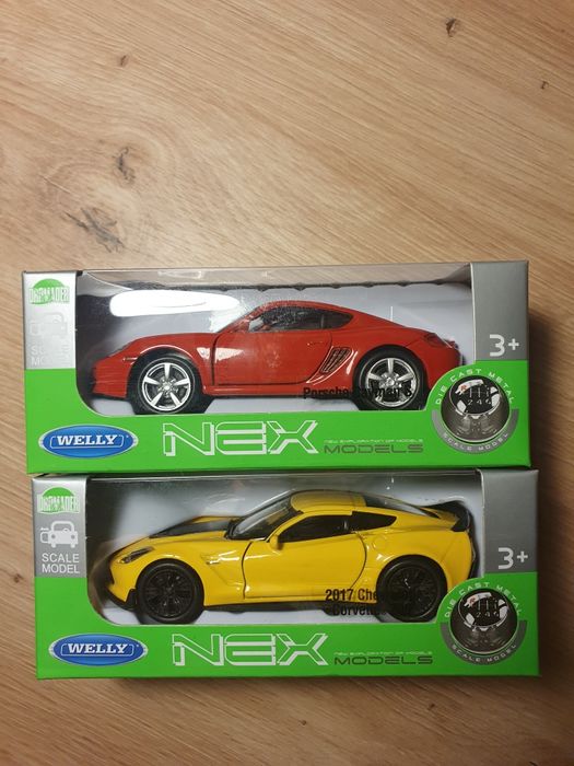 Samochody Nex metalowe