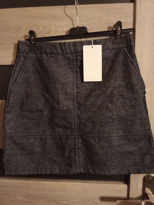 Spódniczka Diverse nowa