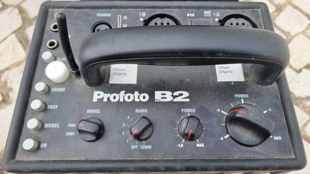 Profoto B2 Portable Studio Flash Kit x 2