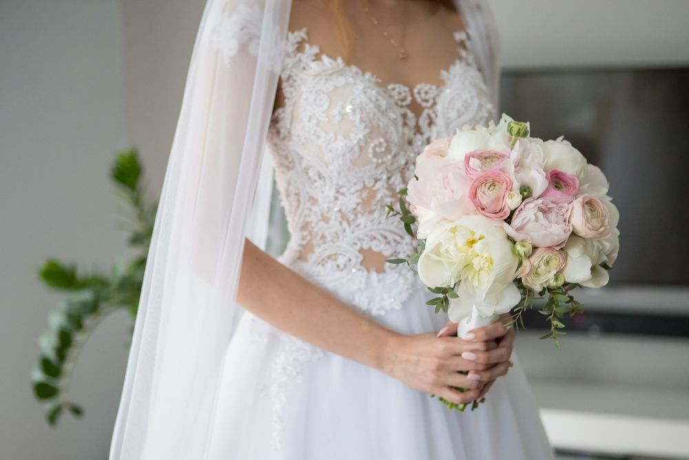 Przepiękna suknia ślubna księżniczka