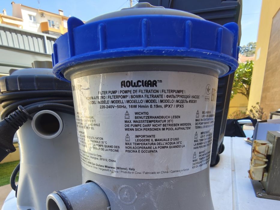 Bombas / Filtros de Piscina Intex e Bestway (A funcionar