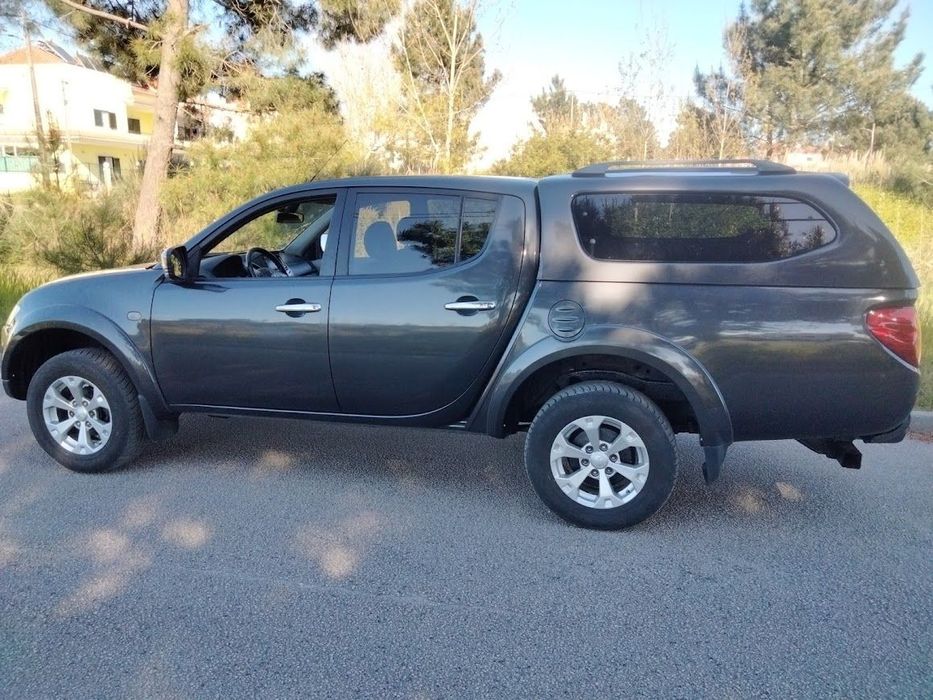 Mitsubishi L200 Pick Up 4x4 Auto DPF Intense Cabine Dupla