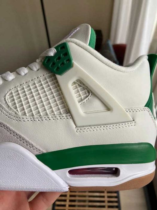 Jordan 4 Retro SB Sosnowa zieleń  EUR 43