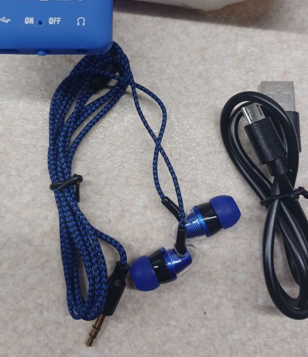 Mp 3 плеер 16 Гб.