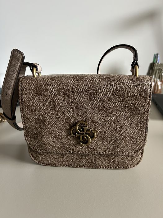 Mala Guess Castanha