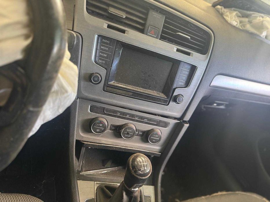 VW Golf VII de 2014 Para Peças REF Motor - CLHA REF Cx - MWW