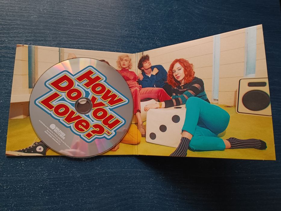 The Regrettes - How Do You Love?