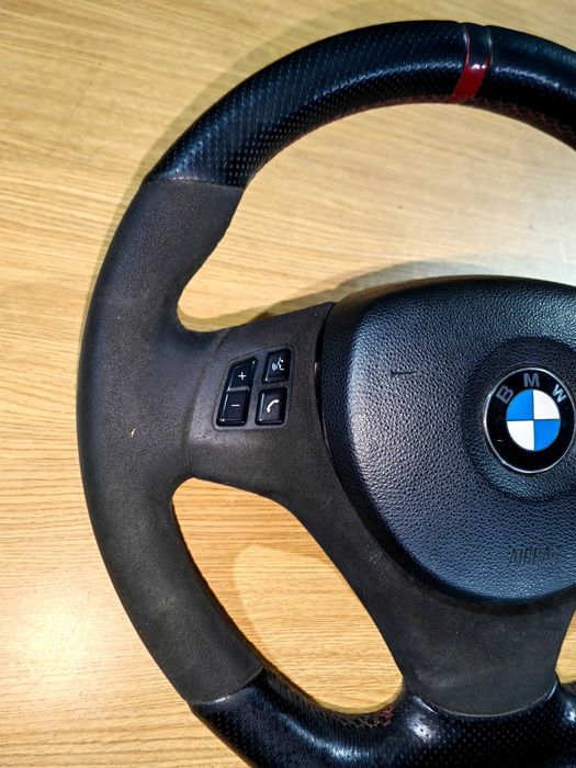 Volante Pack M personalizado Bmw E81/E82/E87/E88/E90/E91/E92/E93