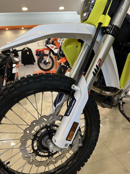 Husqvarna 701 Enduro de 2026 ultima unidade em stock