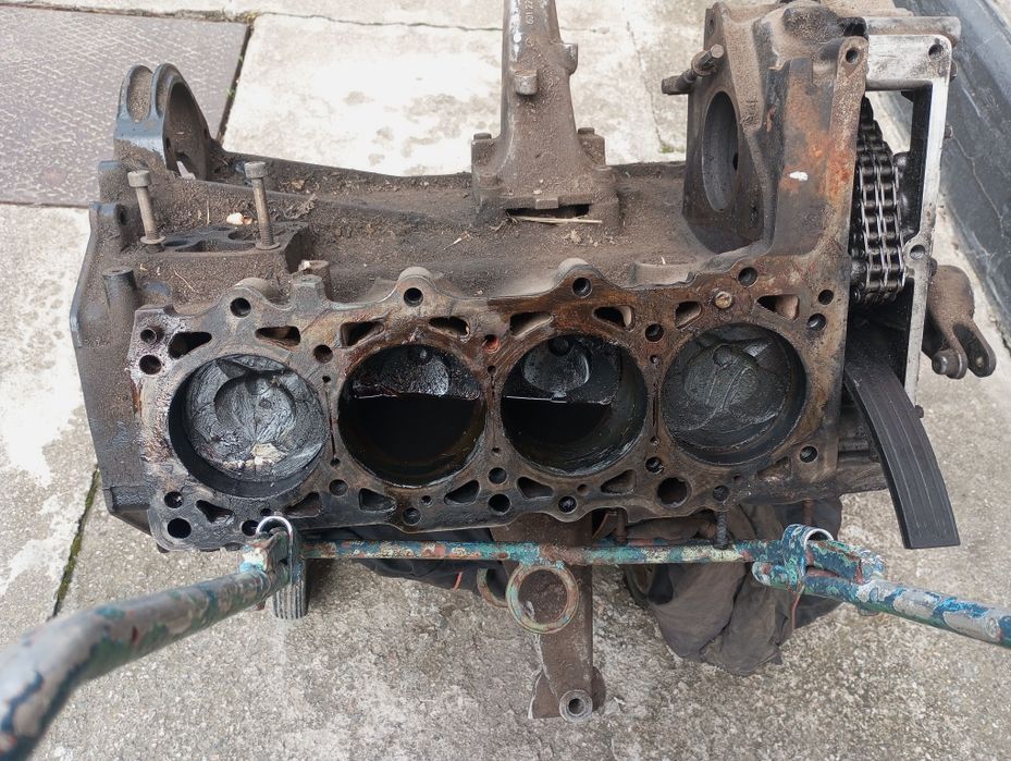 Продам дизель Мерседес Ом 601 без головки