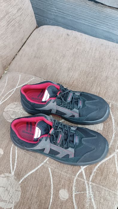 Buty robocze  jak  nowe 41
