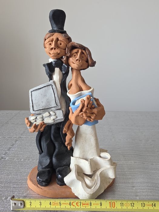 Escultura Casal Noivos | Cerâmica/Barro Cozido | Assinada Tiago Cabeça