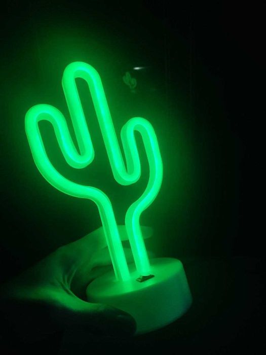 Стильний LED світильник «Кактус». Неоновий нічник (USB + Батарейки)